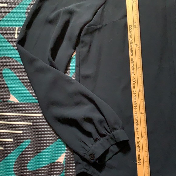 💚2/$12 or 3/$15💚 Lace Collar Black Blouse - Picture 6 of 10